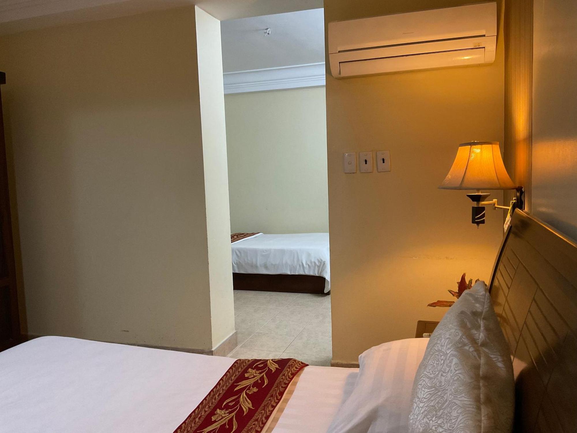 Minh Chau Hotel Hô Chi Minh-Ville Extérieur photo