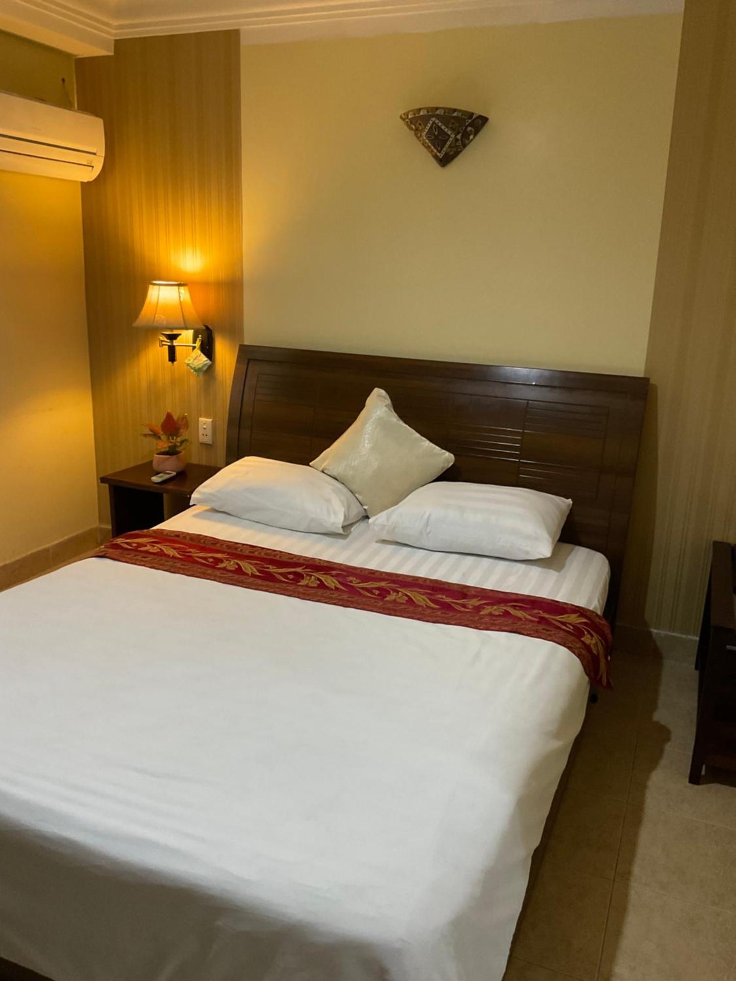 Minh Chau Hotel Hô Chi Minh-Ville Extérieur photo