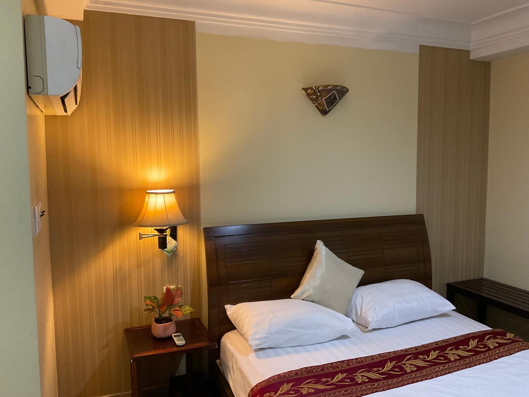 Minh Chau Hotel Hô Chi Minh-Ville Extérieur photo