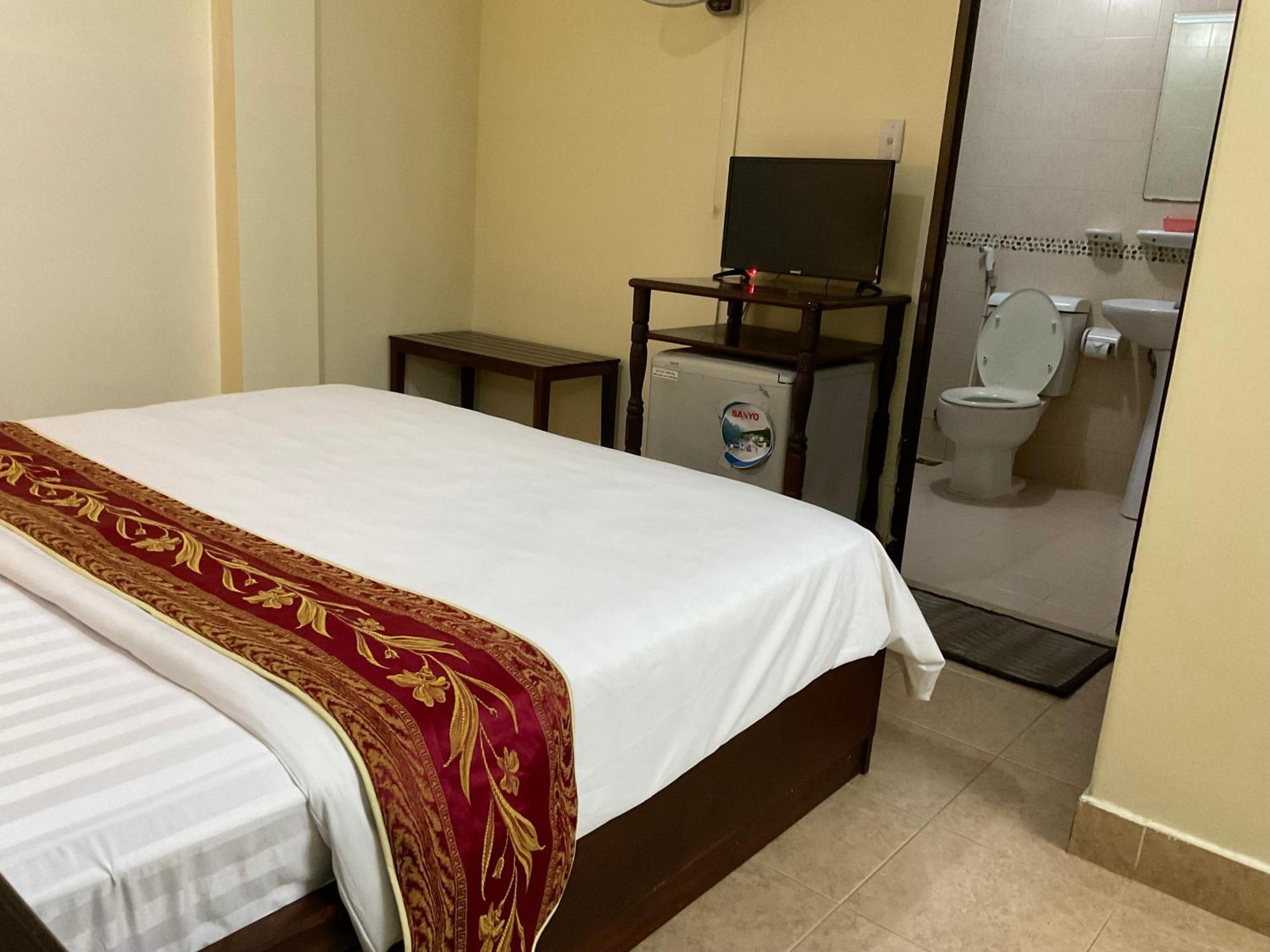 Minh Chau Hotel Hô Chi Minh-Ville Extérieur photo